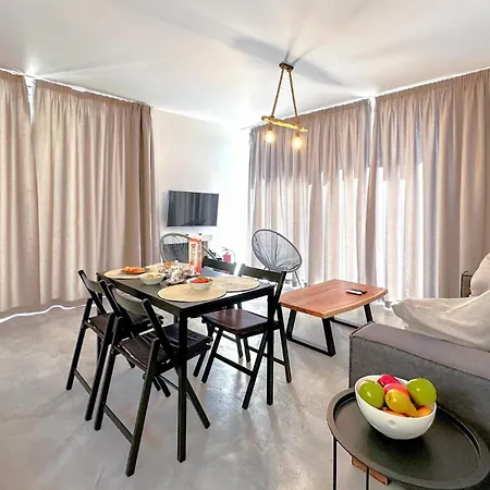 بيت للعطل Evoikon *